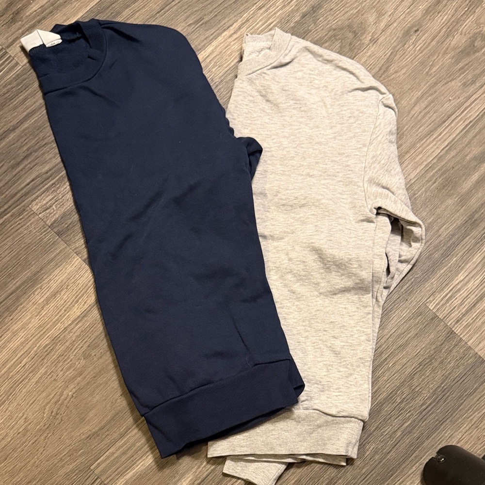 Boy’s Navy and Gray crewneck Set